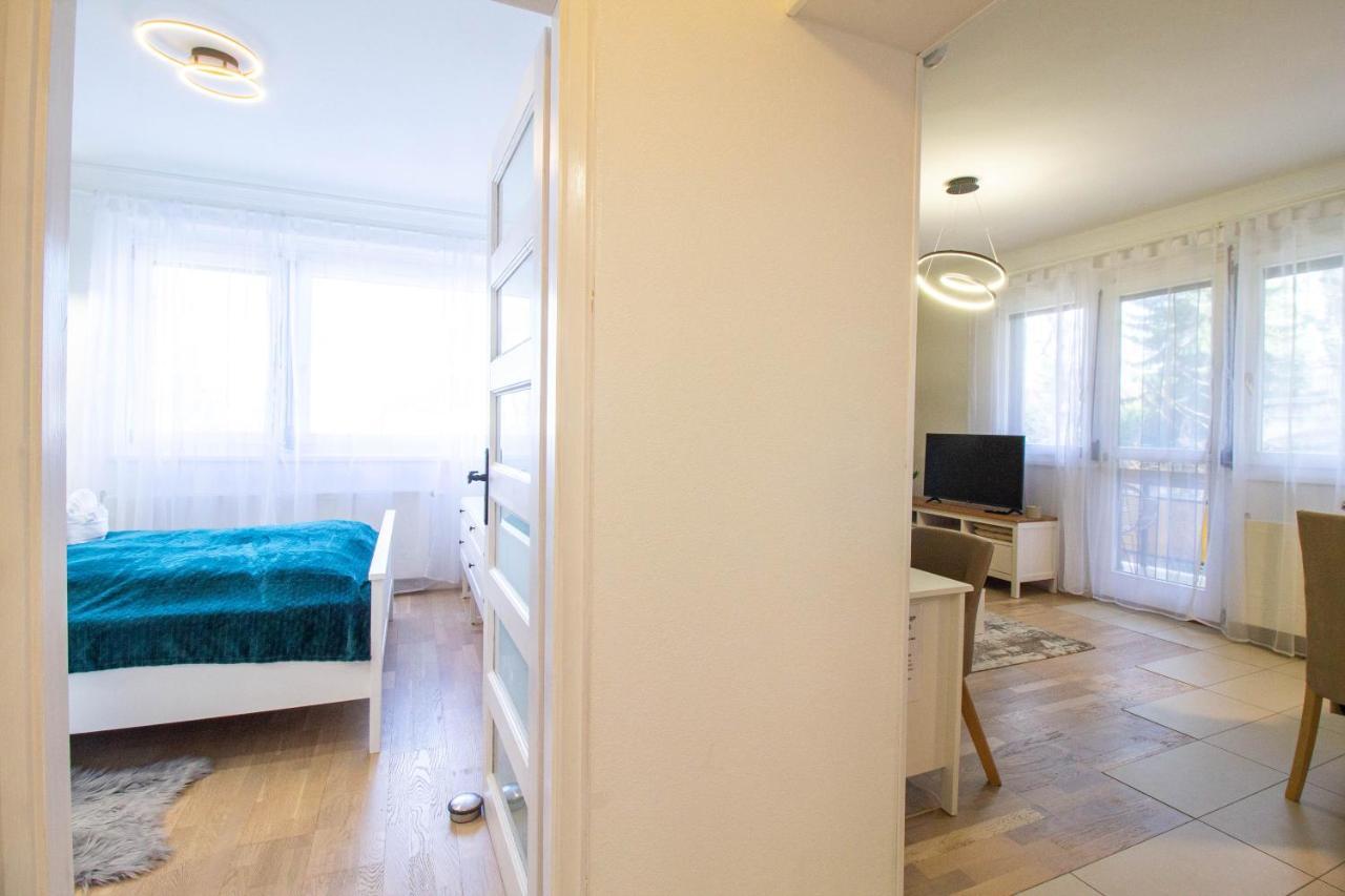 Hillside Lodge Budapest Esterno foto