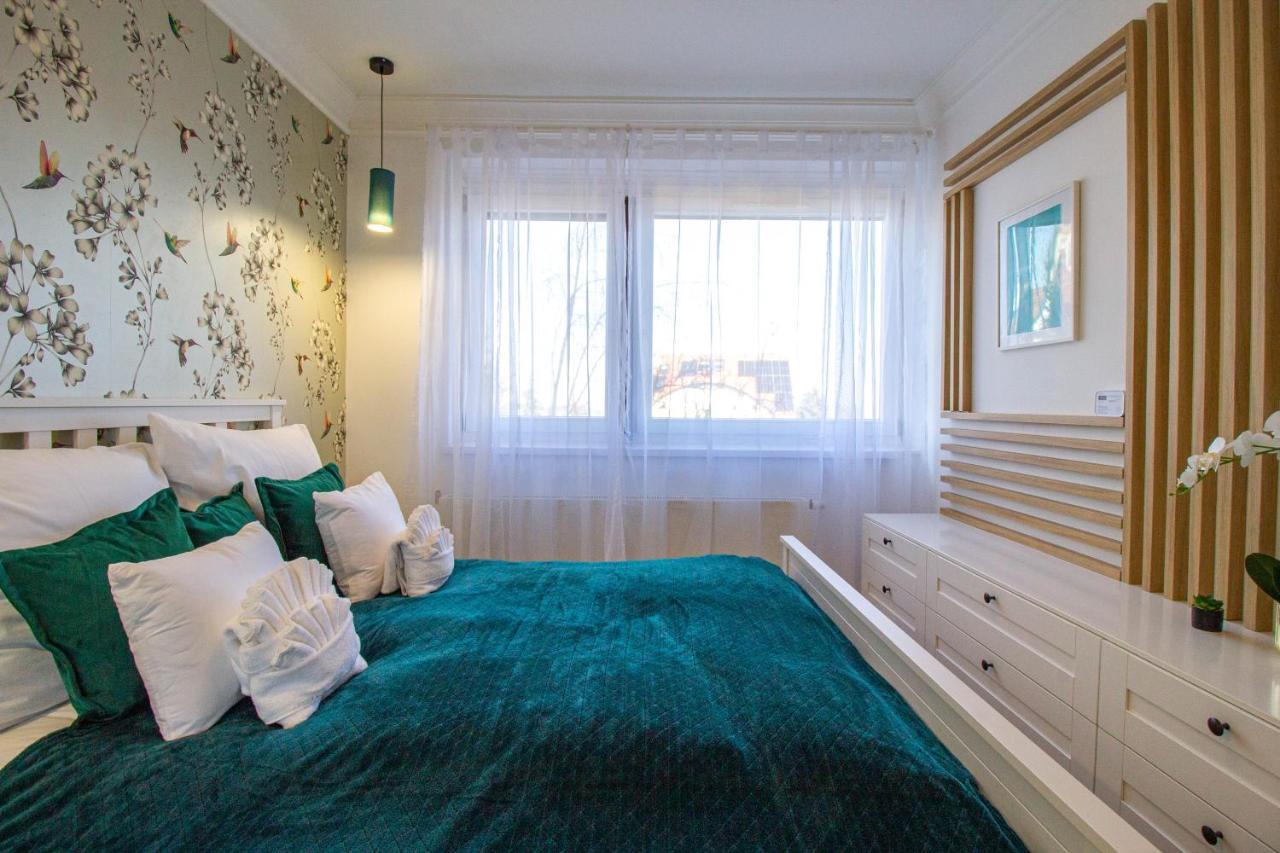 Hillside Lodge Budapest Esterno foto